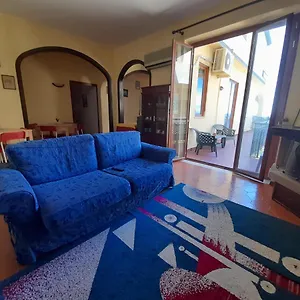 *** Couette-café Milazzo Beach Italie